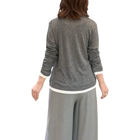 再入荷　レイヤード風 ニット
