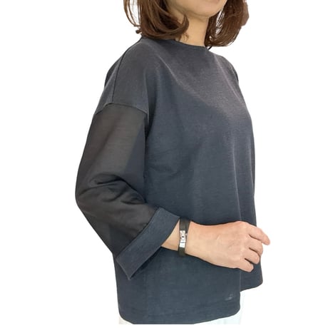 Tシャツブラウス