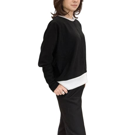 再入荷　フリースニット