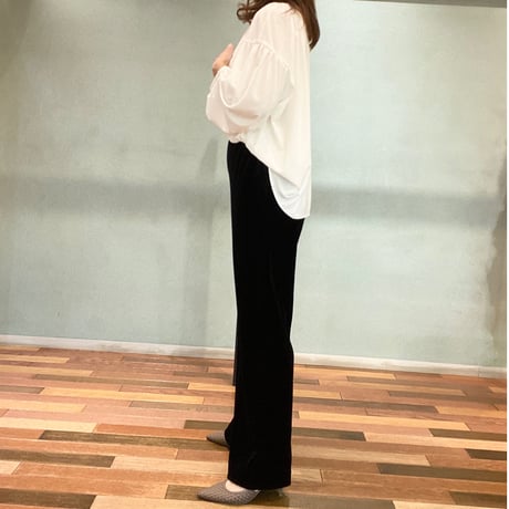 ベロアパンツ