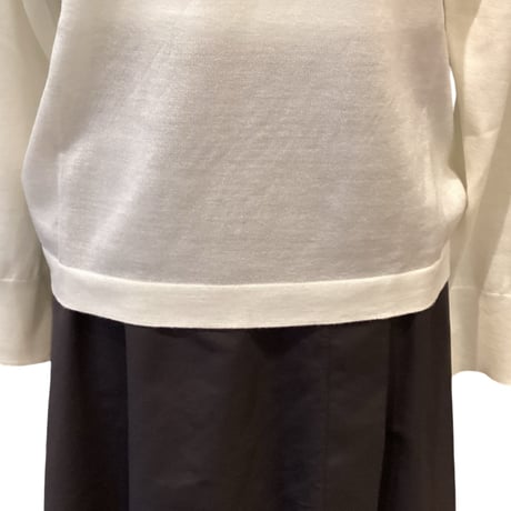 再々入荷　ニット