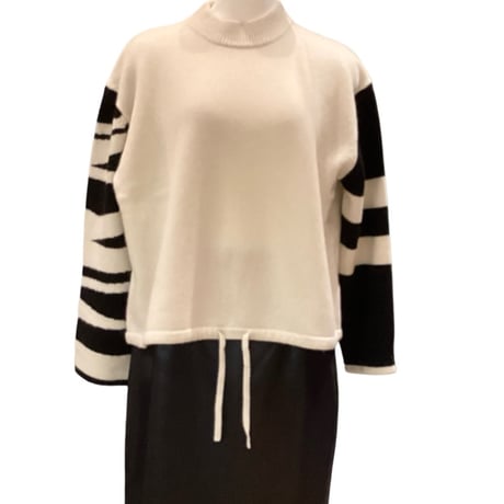 再入荷　カシミヤニット