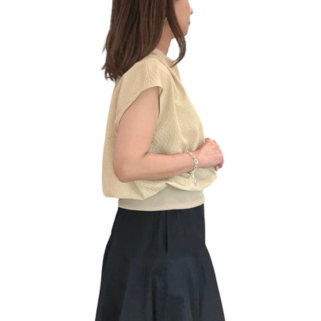 ブラウス