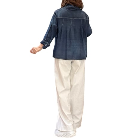 ブラウス