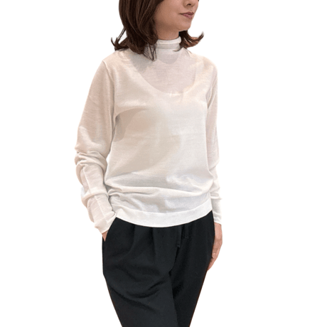 再々入荷　ニット
