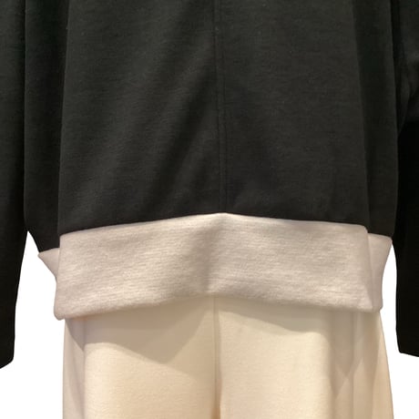 再入荷　フリースニット