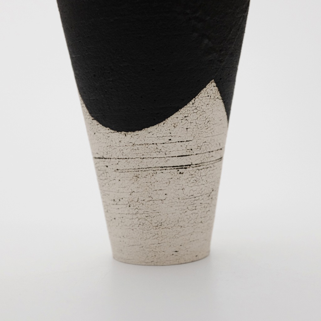 野口寛斎 共箱付き KANSAI NOGUCHI 野口寛斉 JOMON Yakishime Vase 19 | L