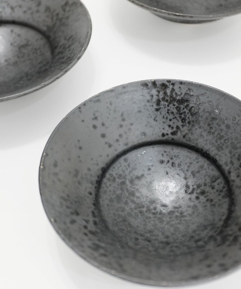鉛筆アート「薔薇と二枚貝と陶器の湯呑」1点物、真筆 鉛筆アート「薔薇と二枚貝と陶器の湯呑」1点物、真筆 野口悦士