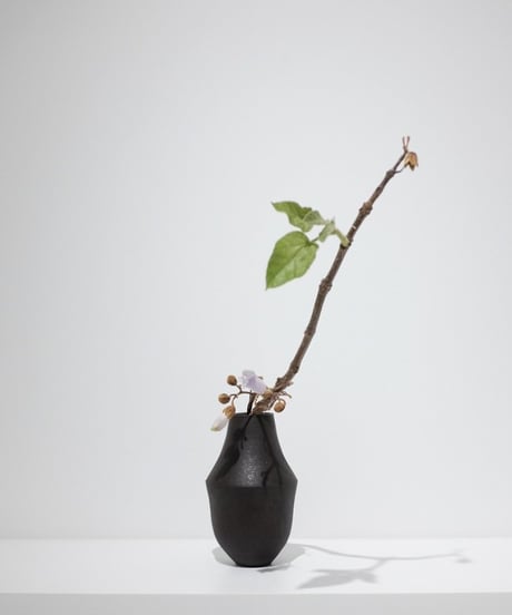 SAKI 横川志歩監修 vase b 4