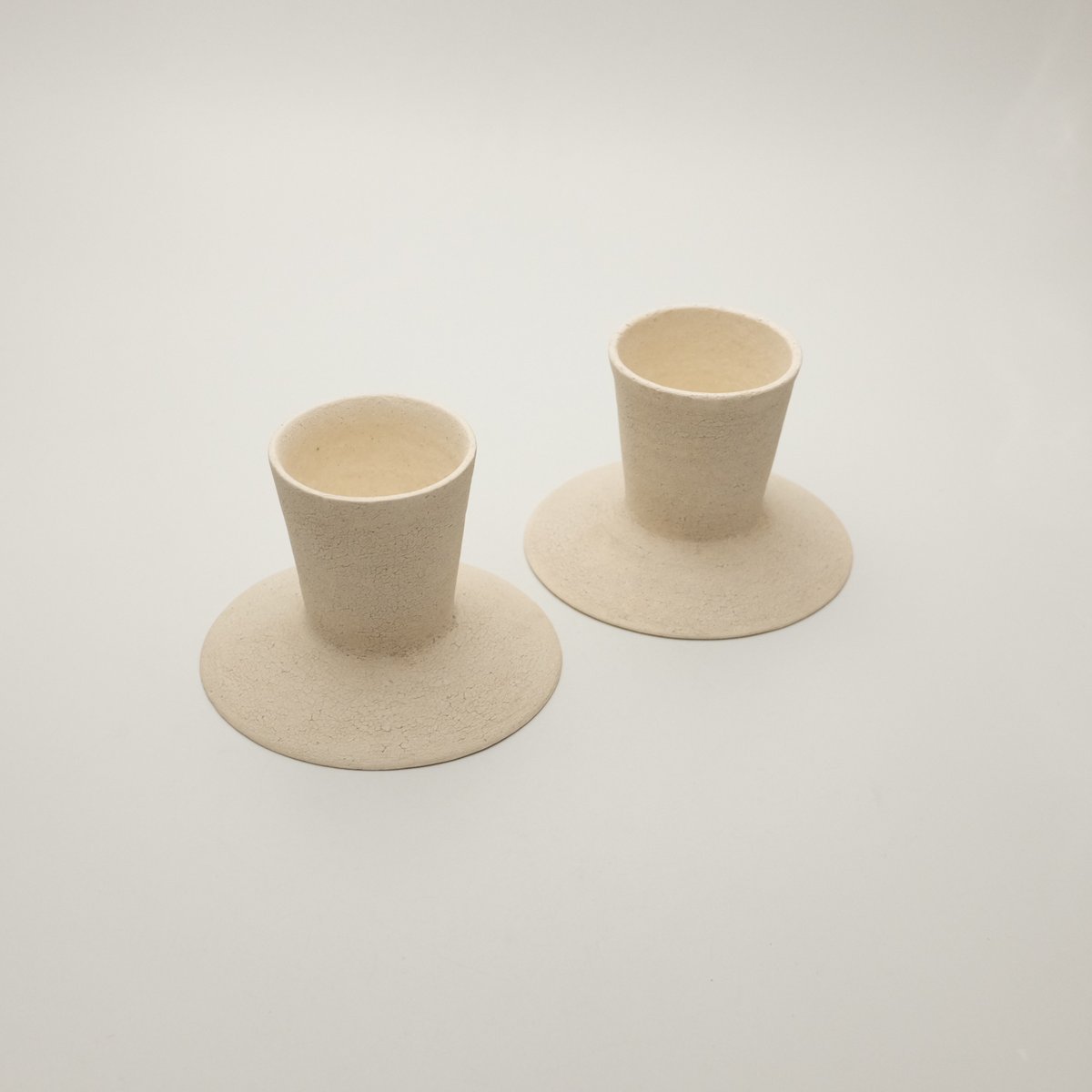 鏡原愛莉 高台皿 白 | LAPIN ART ONLINE