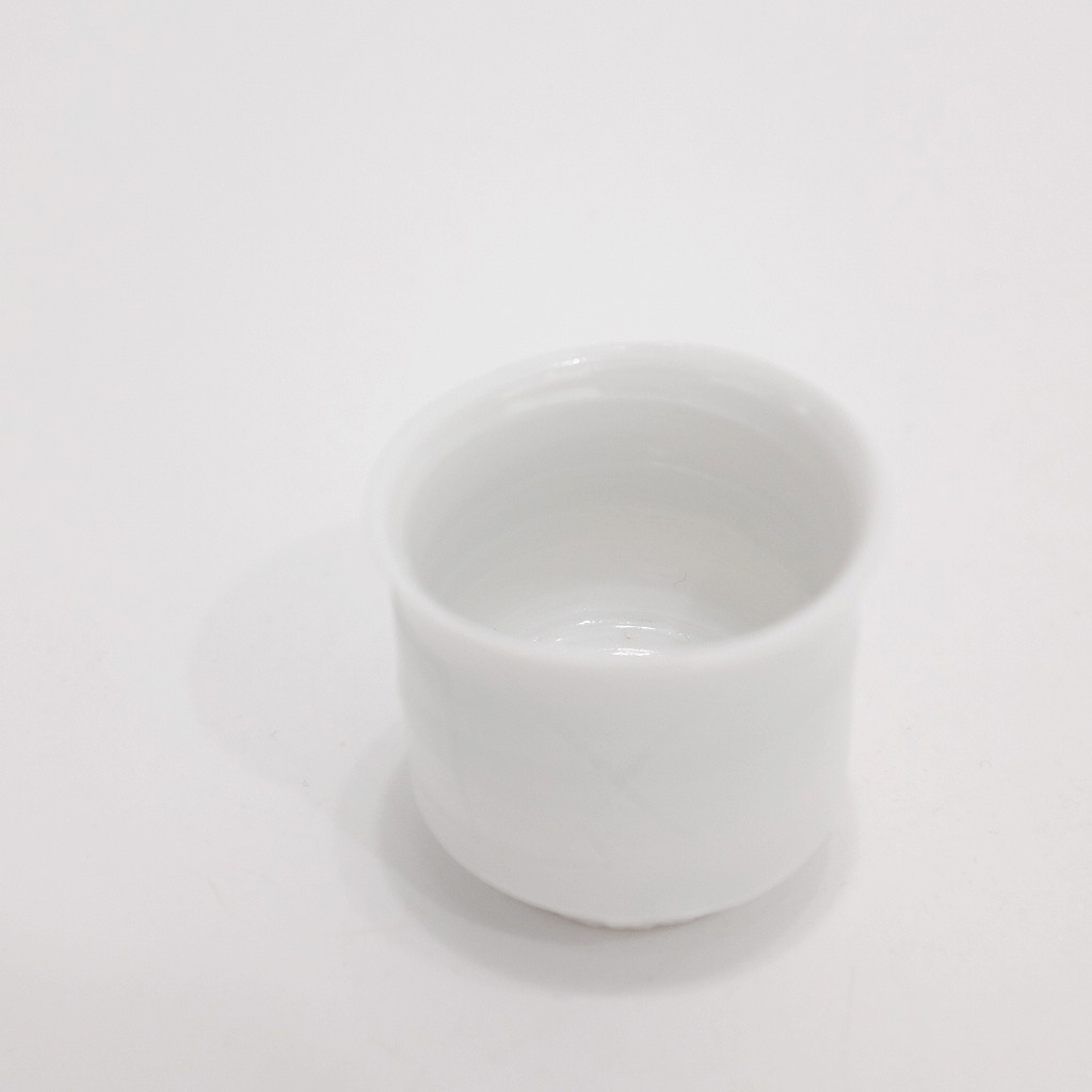 鯉江良二 白磁ぐい呑 共箱 | LAPIN ART ONLINE
