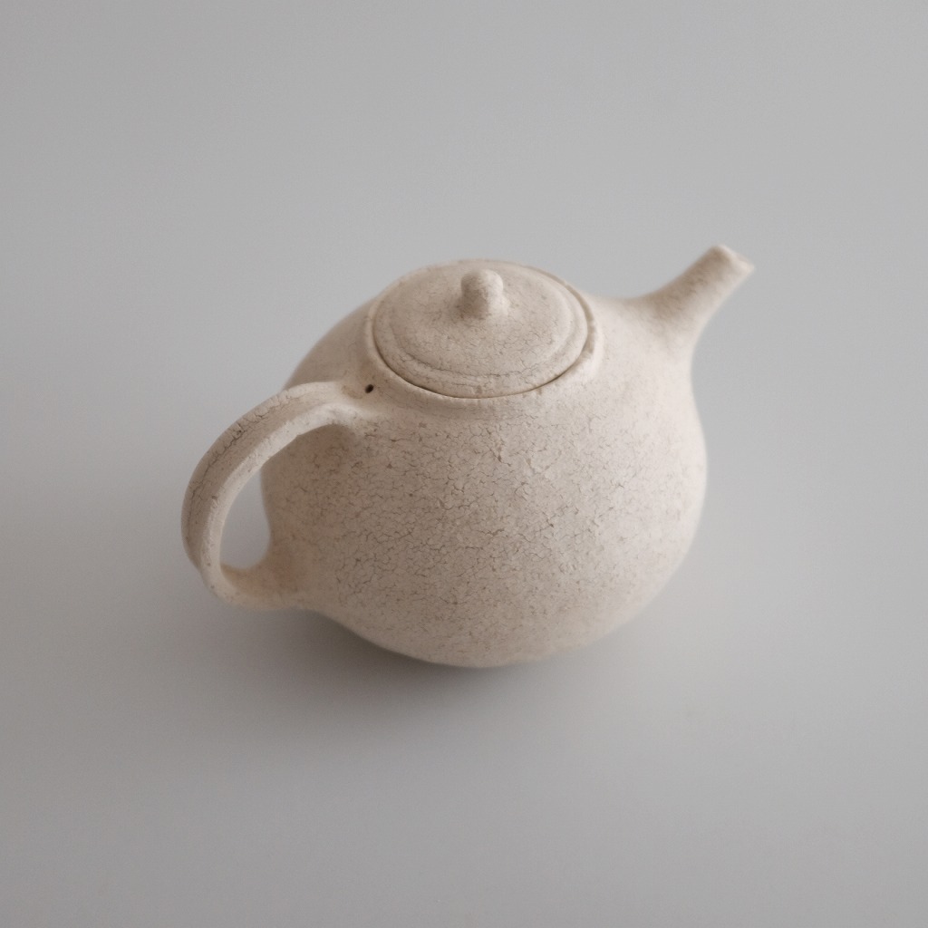 鏡原愛莉 後手急須 | LAPIN ART ONLINE