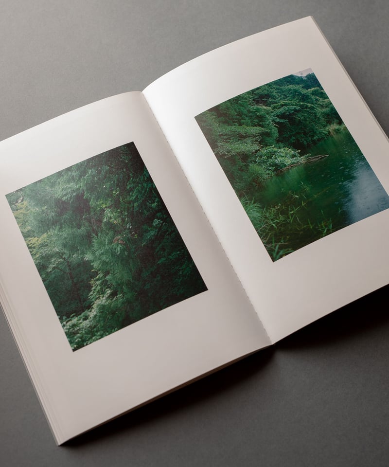 大林直行写真集　おひか 大林直行写真集「おひか 濃藍」 | Naoyuki Obayashi Online Store