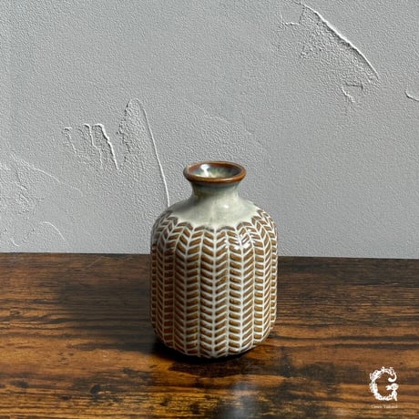 Flower vase  (02)  Gerald Olive Short　花瓶　一輪挿し