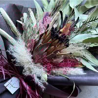 Dry Flower swag bouquet   (22)