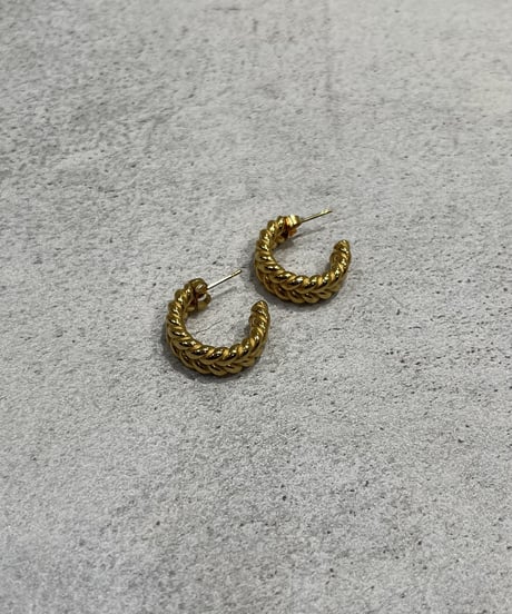 [ピアス]　ダブルスクリュー（素材：ステンレス）