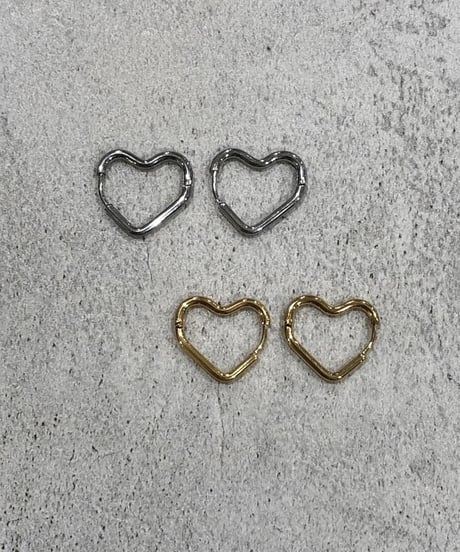 [ピアス]  ワイヤーハート（素材：ステンレス）