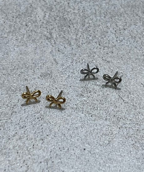 [ピアス] aucaミニリボン（素材：ステンレス）
