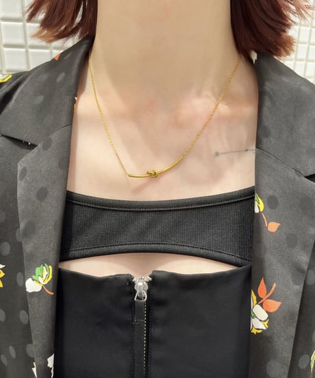 [ネックレス]  ロングノット（素材：ステンレス）