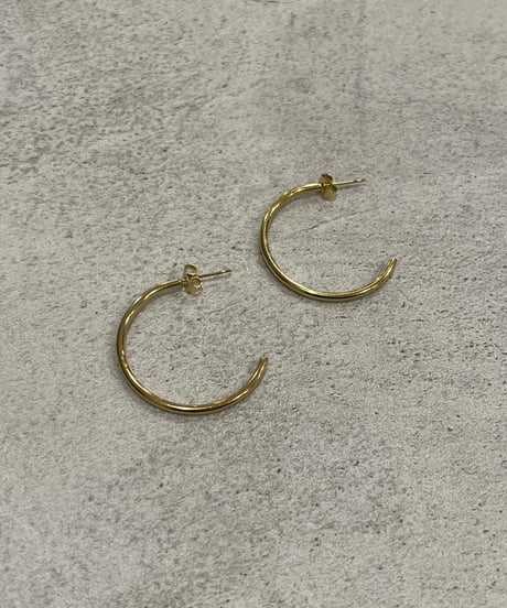 [ピアス]  スキニーフープ（素材：ステンレス）