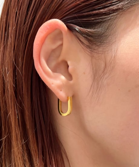[ピアス] ハーフオーバル（素材：ステンレス）