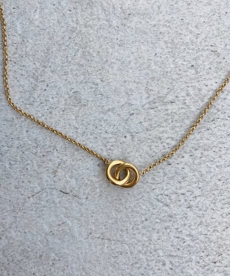 [ネックレス]　ダブルリング（素材：ステンレス）