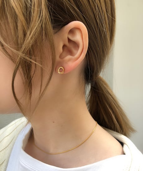 [ピアス] プチサークルゴシック（素材：ステンレス）