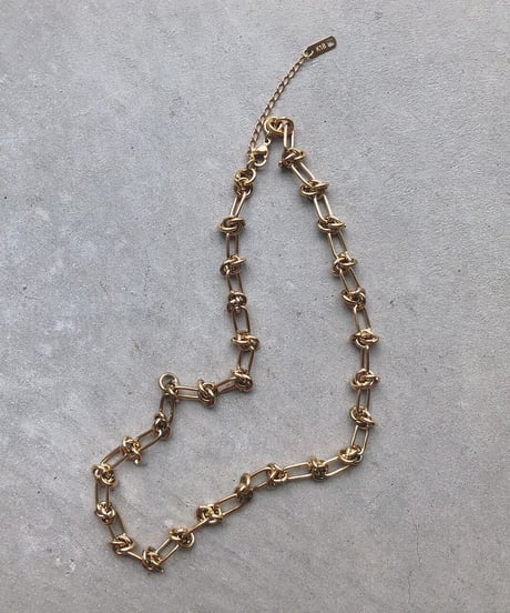 [ネックレス]　ダブルノット（素材：ステンレス）