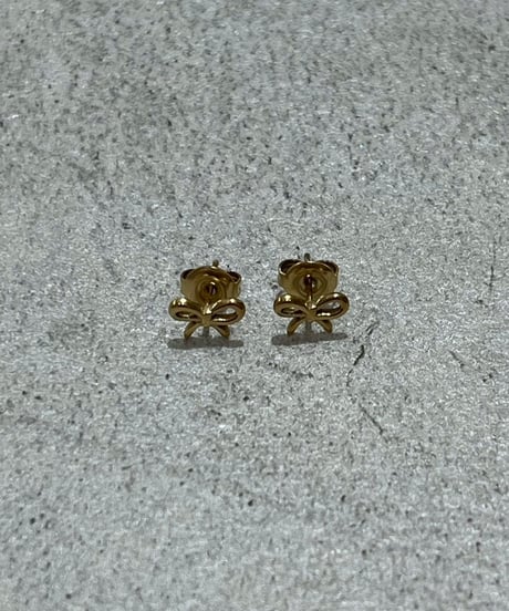[ピアス] aucaミニリボン（素材：ステンレス）
