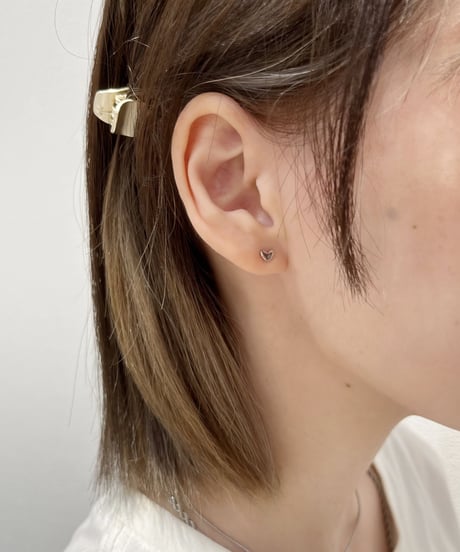 [ピアス]　フラットプチハート（素材：ステンレス）
