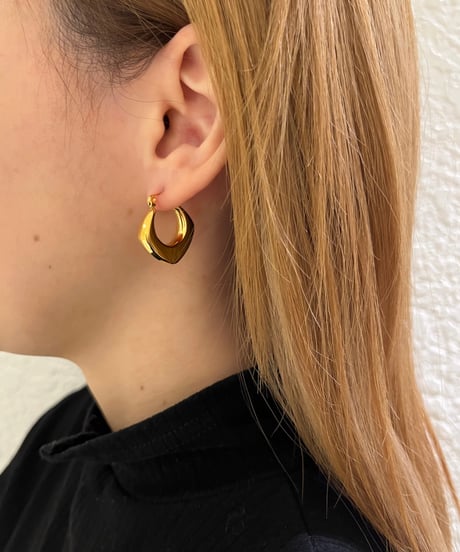 [ピアス] スクエア（素材：ステンレス）