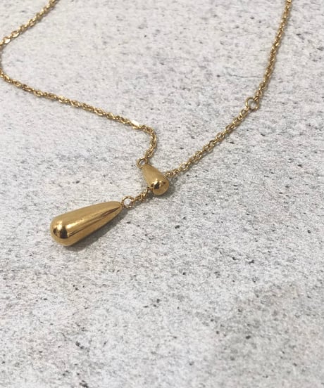 [ネックレス] ドロップ（素材：ステンレス)