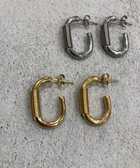 [ピアス]  Uコイル（素材：ステンレス）