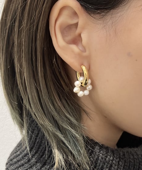[ピアス]　アシメパール（素材：ステンレス）