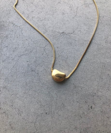 beans necklace -gold-(素材：ステンレス)
