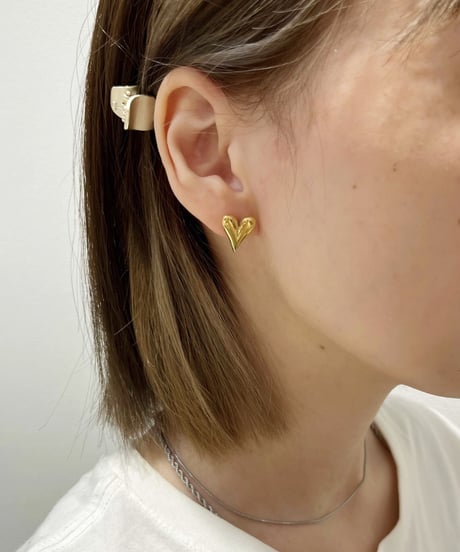 [ピアス] シェイプハート（素材：ステンレス）