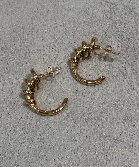 [ピアス] Cカールコイル（素材：ステンレス）