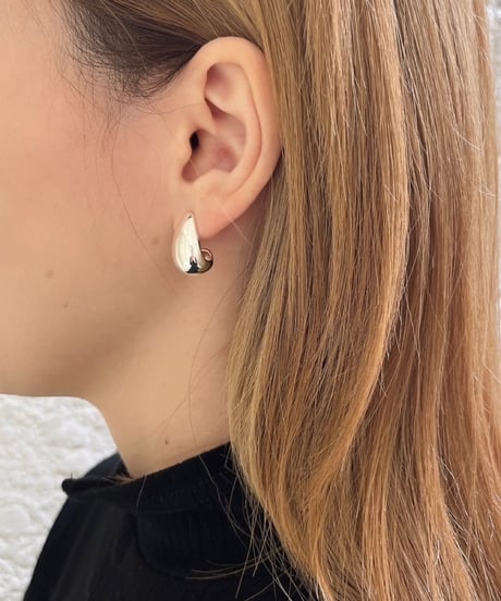 [ピアス] ドロップ（素材：ステンレス）