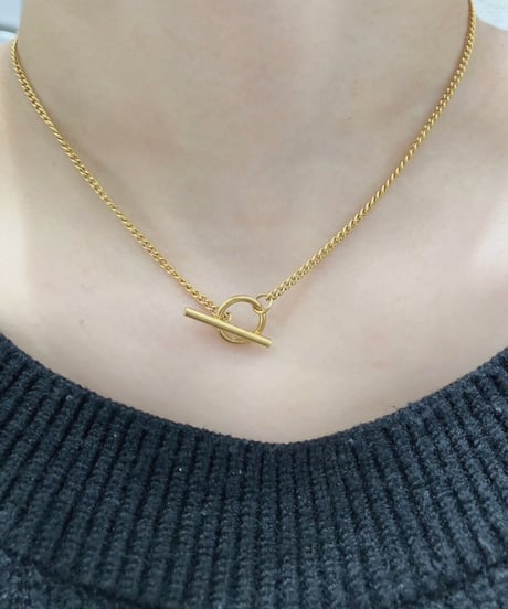 [ネックレス]　シンプルスルーフープ（素材：ステンレス）