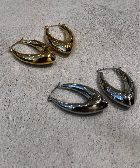 [ピアス] リーフ（素材：ステンレス）