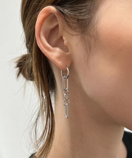 [ピアス]　2wayチェーン（素材：ステンレス）