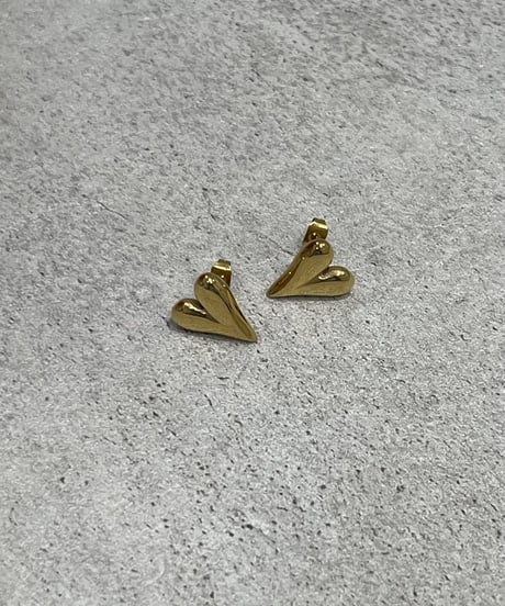[ピアス] シェイプハート（素材：ステンレス）