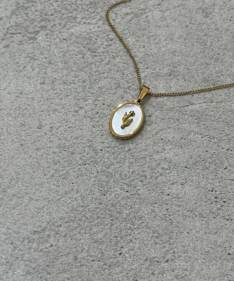 [ネックレス]　シェルチューリップ（素材：ステンレス）