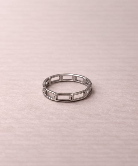 [リング]　シャープグリッド（素材：ステンレス）