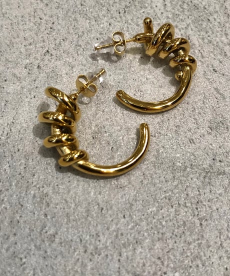 [ピアス] Cカールコイル（素材：ステンレス）