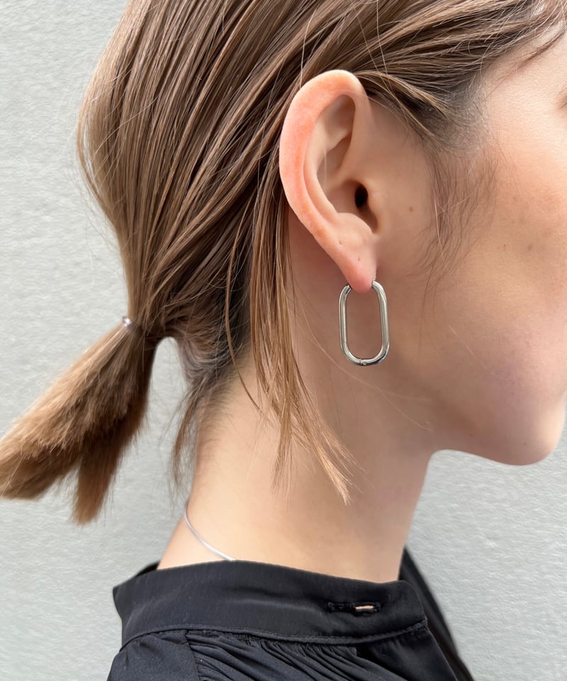 あらママです。ロングシャツ K18 フープピアス　ひねりフープピアス フープピアス 30mm×2mm ループ ひねり スパイラル K18 18K 18金