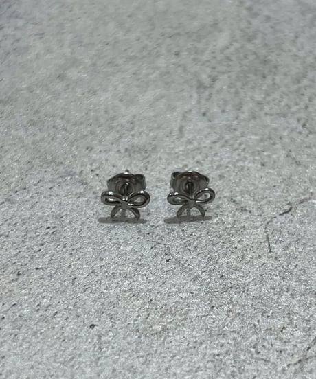 [ピアス] aucaミニリボン（素材：ステンレス）