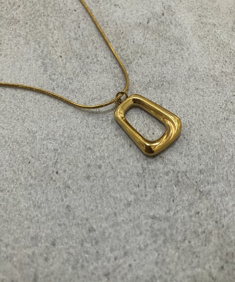[ネックレス]スクエア（素材：ステンレス）