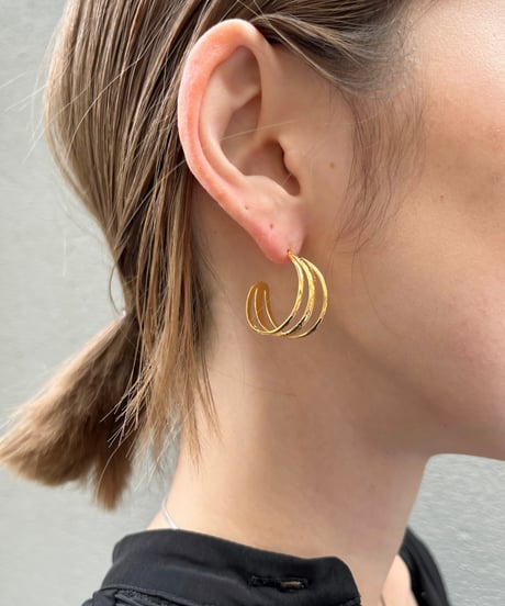 [ピアス] ラインフープ（素材：ステンレス）