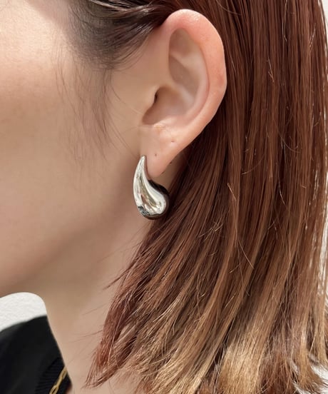 [ピアス] ドロップ（素材：ステンレス）